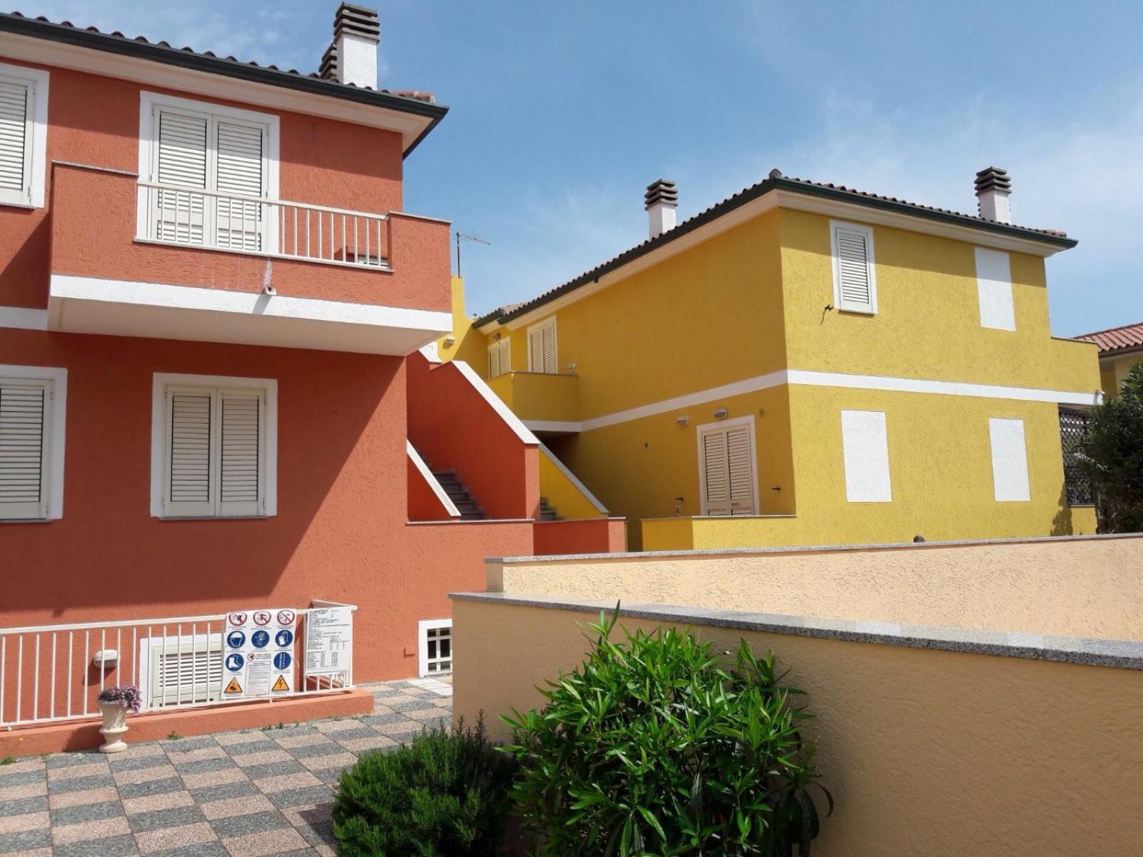 Casa Vacanze La Bandera 2 سانتا تيريزا غالّورا المظهر الخارجي الصورة